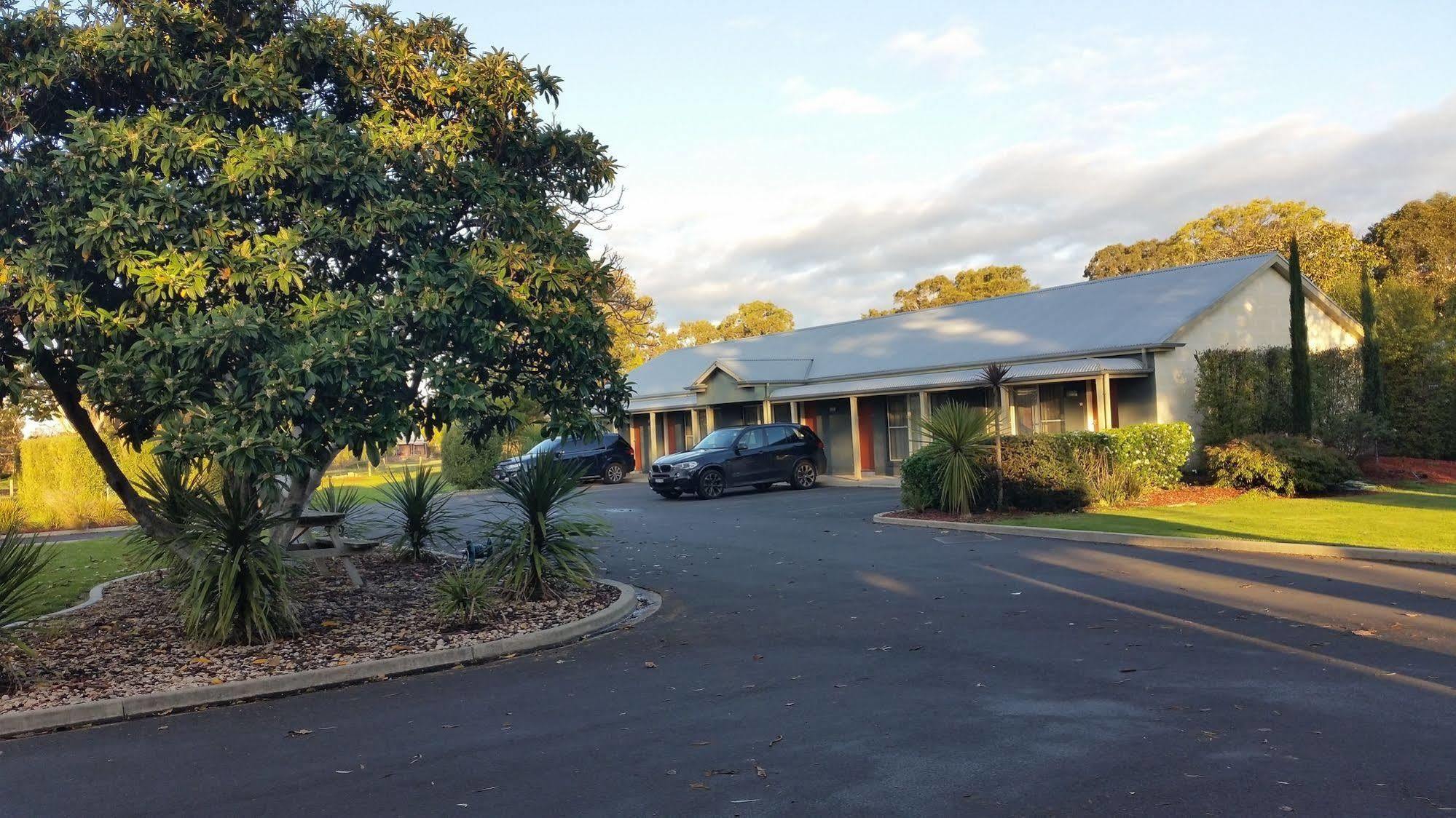 Alexander Cameron Suites Penola Buitenkant foto