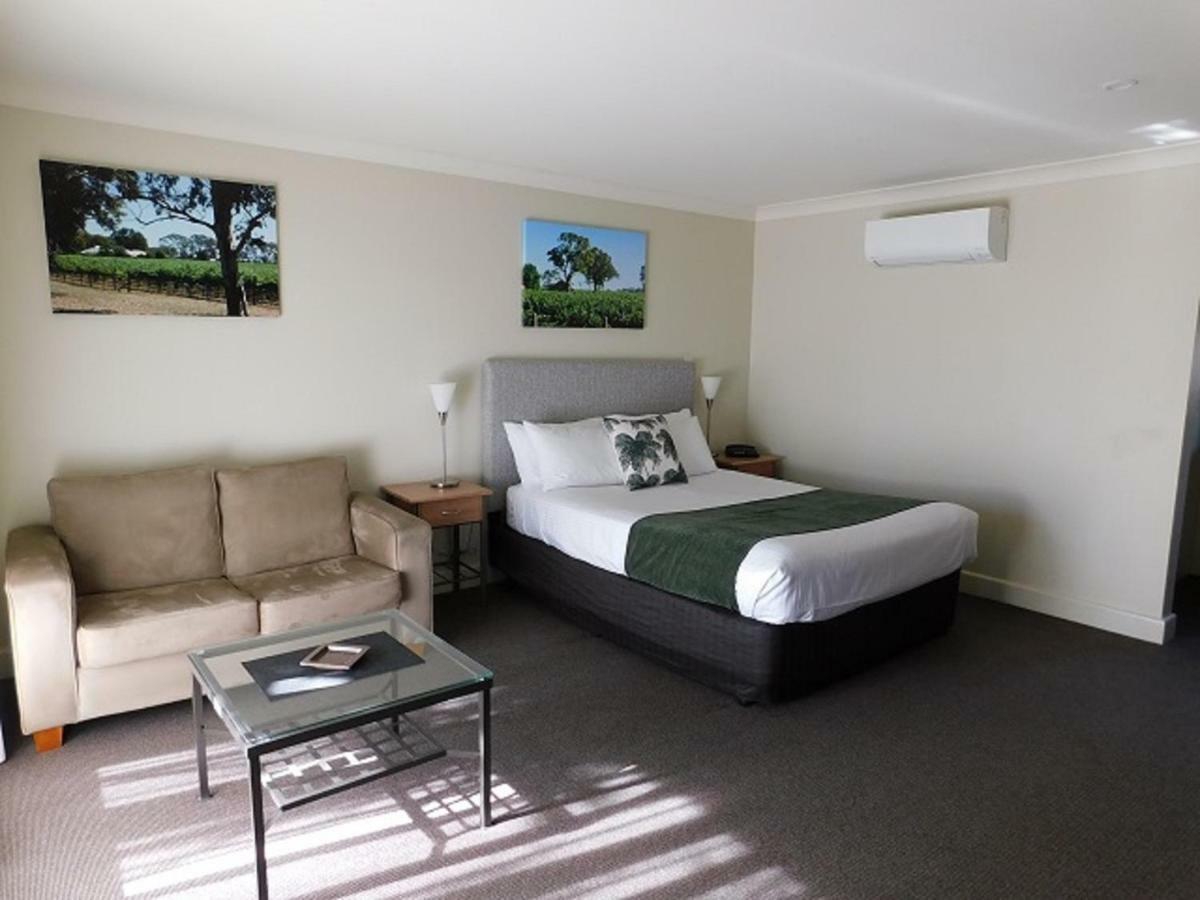 Alexander Cameron Suites Penola Buitenkant foto